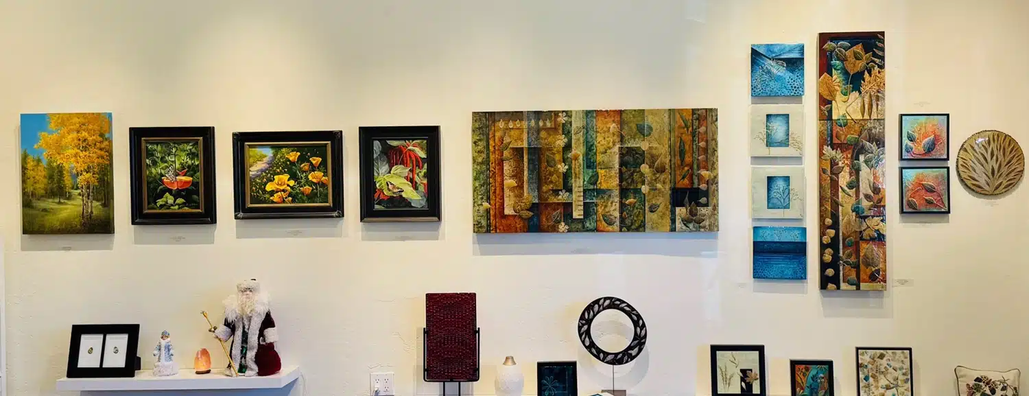 Pinetop Gallery 12:3:25-1