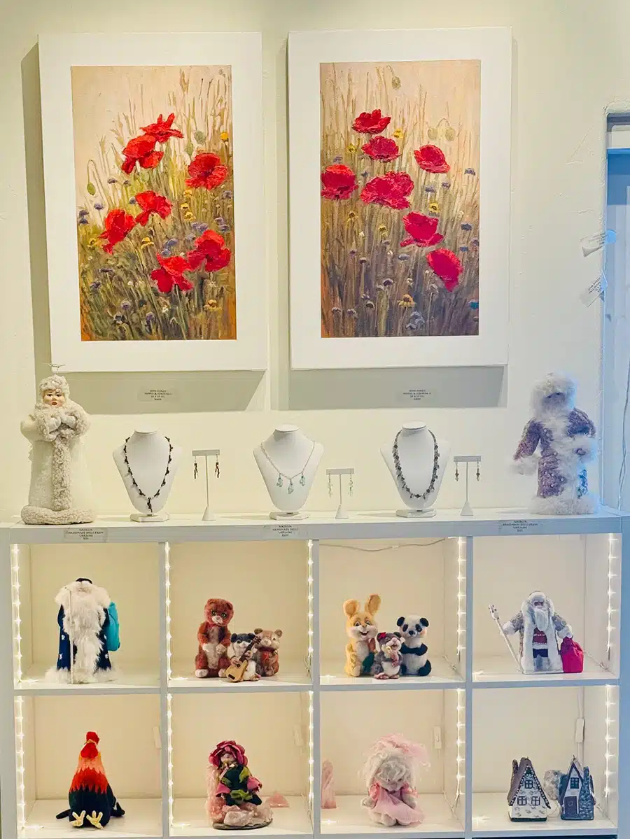 Pinetop Gallery 1:2:26-7