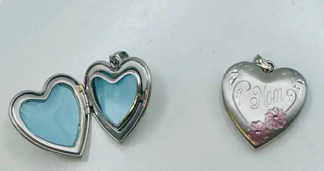 Jewels by Kathleen 4:17:26-6